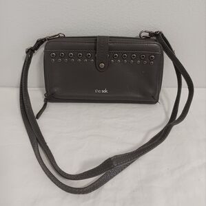 The sak Iris large smartphone crossbody bag gray